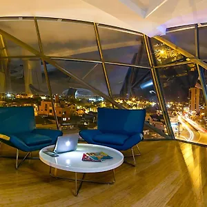 Hotel Tryp By Wyndham Zahir